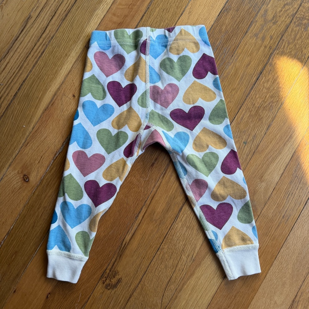 Hanna Andersson heart pajama bottoms - Picture 3 of 3